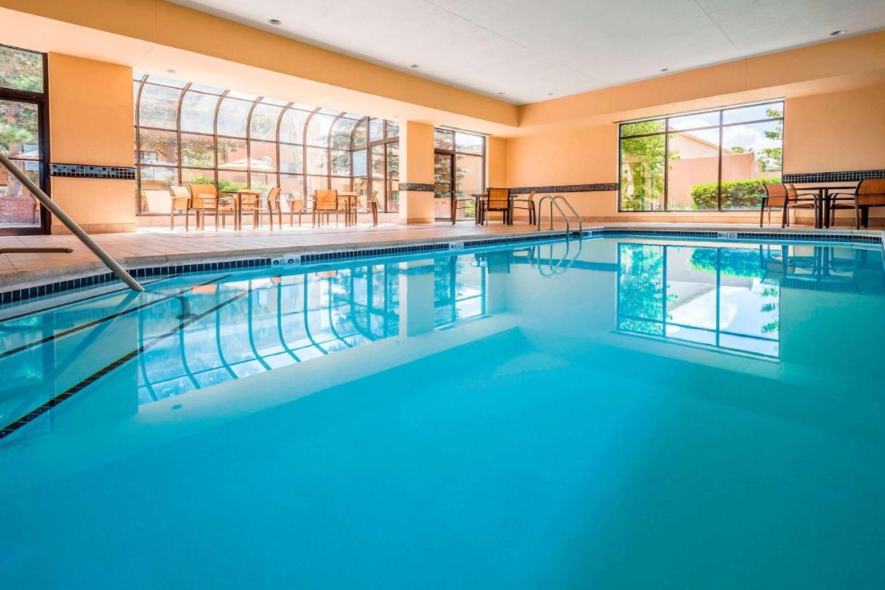 Hotel Sonesta Select Boston Milford Esterno foto